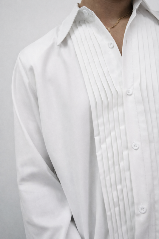 Top White Tuxedo Pleated Button Down