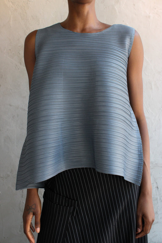 Top Grey Pleated Tank