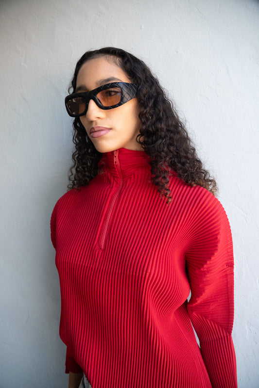 Top Red Quarter Zip Up Pleated One Size