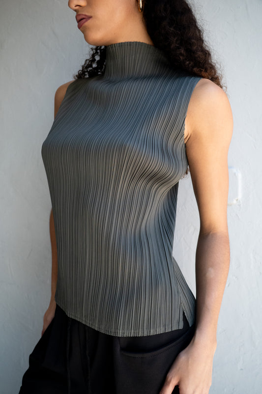 Top Sage Sleeveless Pleated Tank One Size